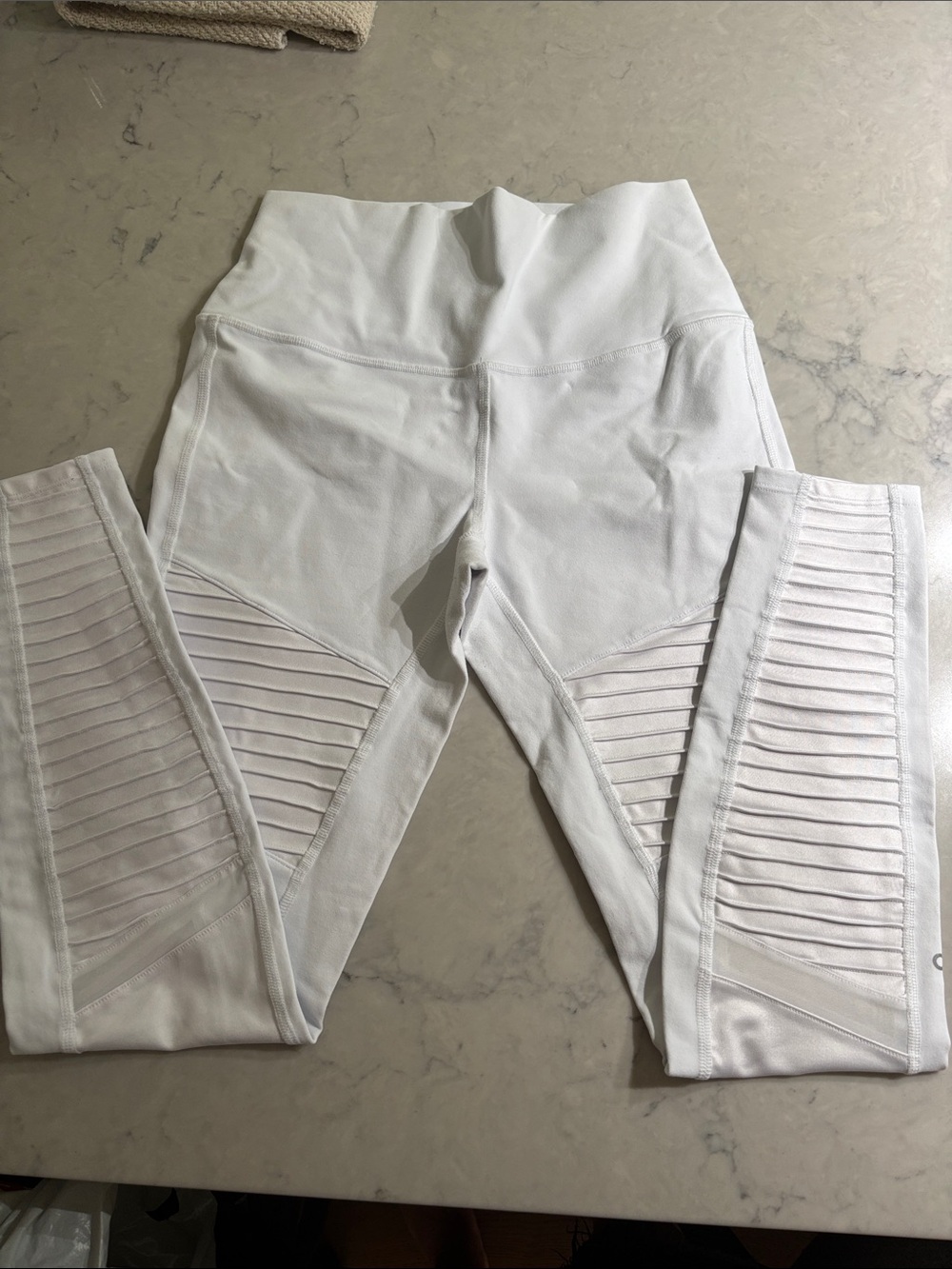 ALO Yoga White Leggings with Side moto panels